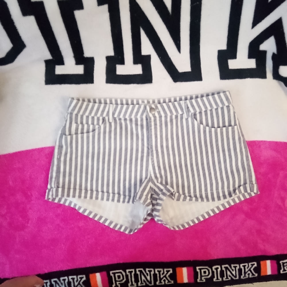 H&M striped shorts sz 12